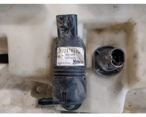 INTERNATIONAL LONESTAR WINDSHIELD WASHER RESERVOIR