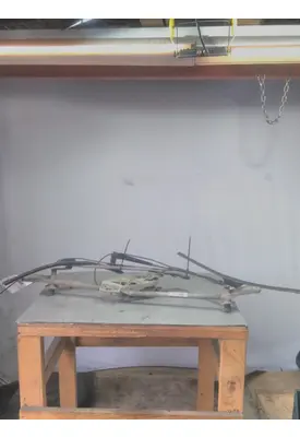 INTERNATIONAL LONESTAR WINDSHIELD WIPER ASSEMBLY