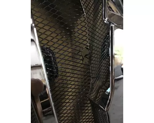 INTERNATIONAL LT 2017-2024 GRILLE