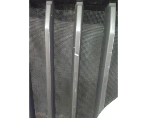 INTERNATIONAL LT 2017-2024 GRILLE