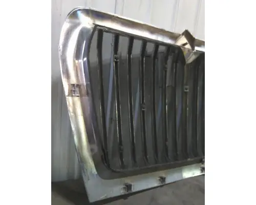INTERNATIONAL LT 2017-2024 GRILLE