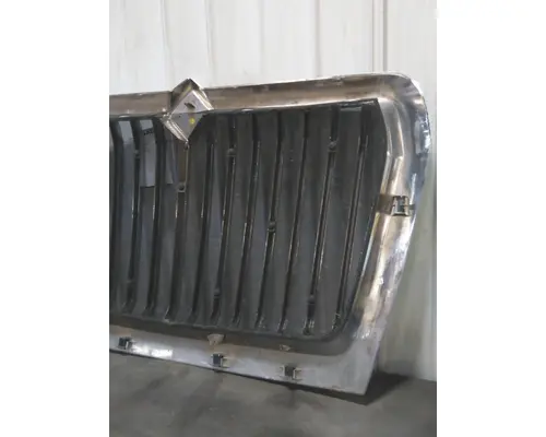 INTERNATIONAL LT 2017-2024 GRILLE
