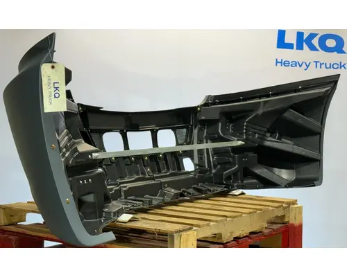 INTERNATIONAL LT 2017-2025 BUMPER ASSEMBLY, FRONT
