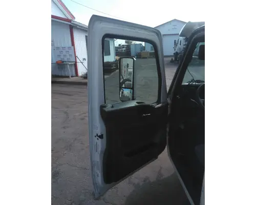 INTERNATIONAL LT 2017-2025 DOOR ASSEMBLY, FRONT