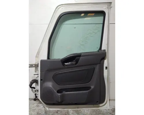 INTERNATIONAL LT 2017-2025 DOOR ASSEMBLY, FRONT