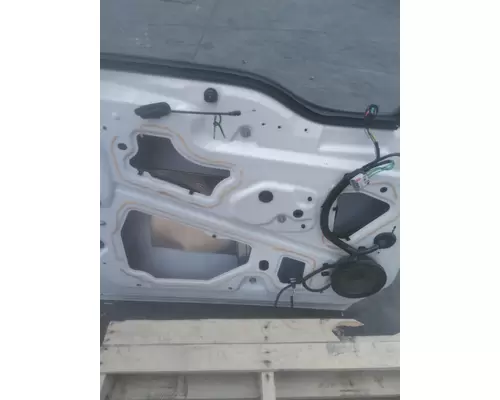 INTERNATIONAL LT 2017-2025 DOOR ASSEMBLY, FRONT