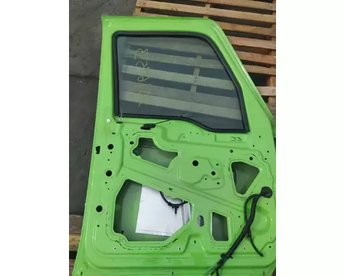 INTERNATIONAL LT 2017-2025 DOOR ASSEMBLY, FRONT