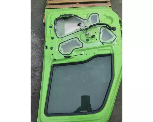INTERNATIONAL LT 2017-2025 DOOR ASSEMBLY, FRONT