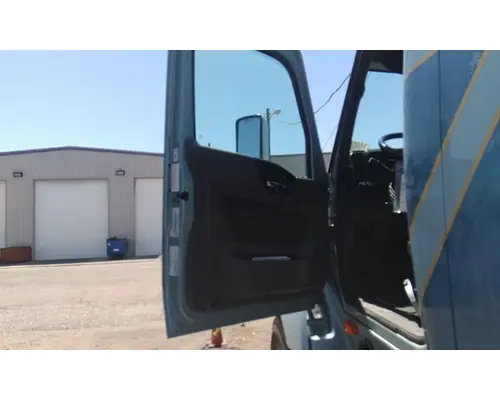 INTERNATIONAL LT 2017-2025 DOOR ASSEMBLY, FRONT
