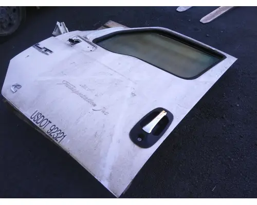 INTERNATIONAL LT 2017-2025 DOOR ASSEMBLY, FRONT