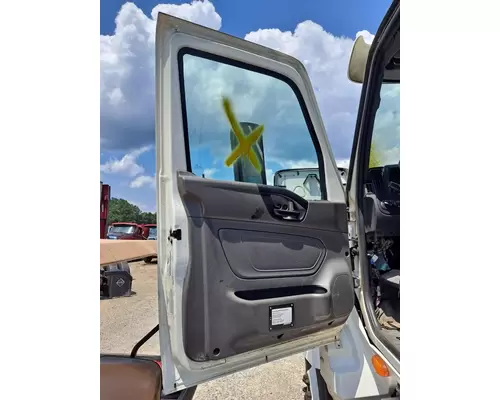 INTERNATIONAL LT 2017-2025 DOOR ASSEMBLY, FRONT