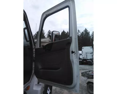 INTERNATIONAL LT 2017-2025 DOOR ASSEMBLY, FRONT
