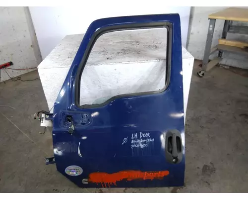 INTERNATIONAL LT 2017-2025 DOOR ASSEMBLY, FRONT