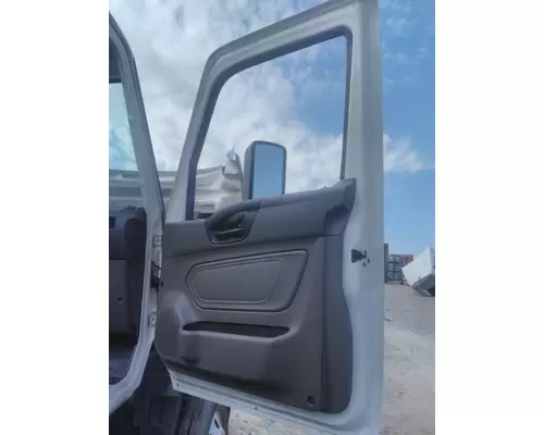 INTERNATIONAL LT 2017-2025 DOOR ASSEMBLY, FRONT