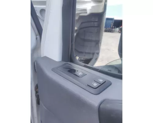 INTERNATIONAL LT 2017-2025 DOOR ASSEMBLY, FRONT