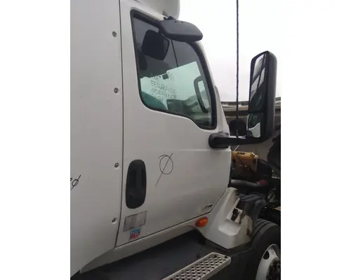 INTERNATIONAL LT 2017-2025 DOOR ASSEMBLY, FRONT