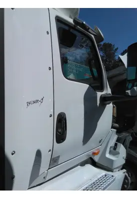 INTERNATIONAL LT 2017-2025 DOOR ASSEMBLY, FRONT
