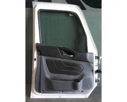 INTERNATIONAL LT 2017-2025 DOOR ASSEMBLY, FRONT