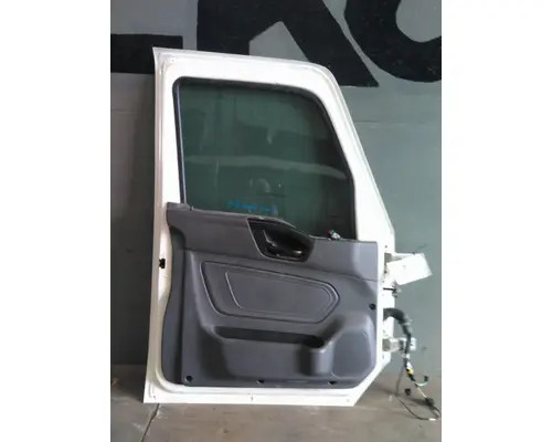 INTERNATIONAL LT 2017-2025 DOOR ASSEMBLY, FRONT