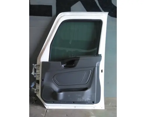 INTERNATIONAL LT 2017-2025 DOOR ASSEMBLY, FRONT