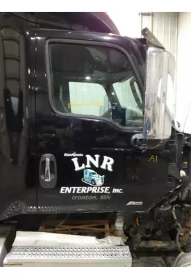 INTERNATIONAL LT 2017-2025 DOOR ASSEMBLY, FRONT