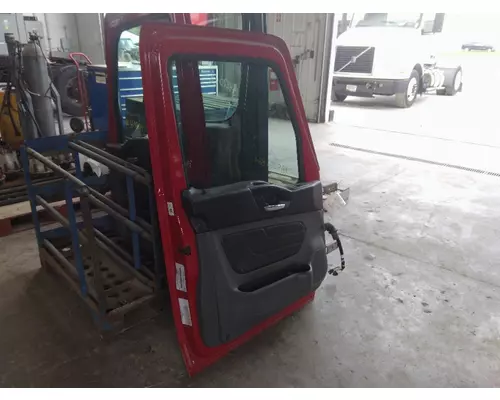 INTERNATIONAL LT 2017-2025 DOOR ASSEMBLY, FRONT