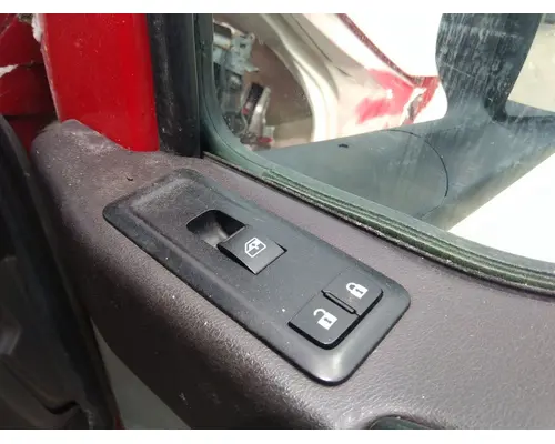 INTERNATIONAL LT 2017-2025 DOOR ASSEMBLY, FRONT