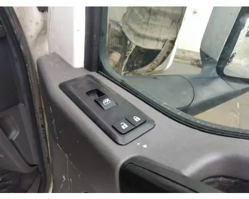 INTERNATIONAL LT 2017-2025 DOOR ASSEMBLY, FRONT