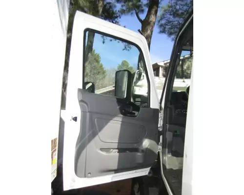 INTERNATIONAL LT 2017-2025 DOOR ASSEMBLY, FRONT