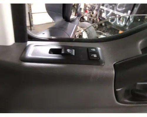 INTERNATIONAL LT 2017-2025 DOOR ASSEMBLY, FRONT