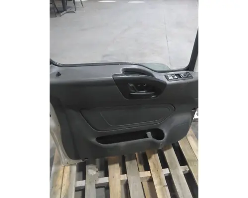 INTERNATIONAL LT 2017-2025 DOOR ASSEMBLY, FRONT