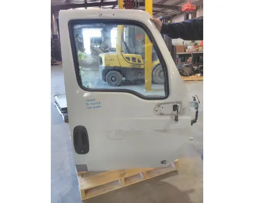 INTERNATIONAL LT 2017-2025 DOOR ASSEMBLY, FRONT