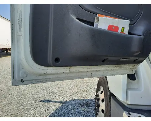 INTERNATIONAL LT 2017-2025 DOOR ASSEMBLY, FRONT