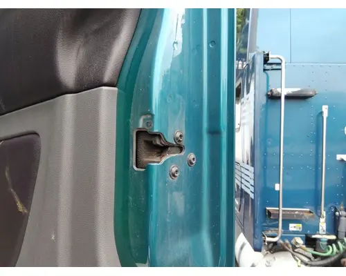 INTERNATIONAL LT 2017-2025 DOOR ASSEMBLY, FRONT