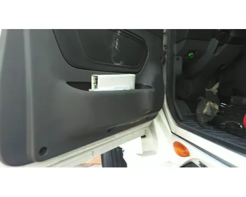 INTERNATIONAL LT 2017-2025 DOOR ASSEMBLY, FRONT