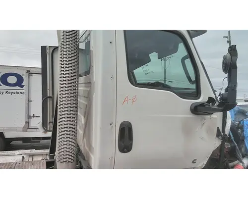 INTERNATIONAL LT 2017-2025 DOOR ASSEMBLY, FRONT