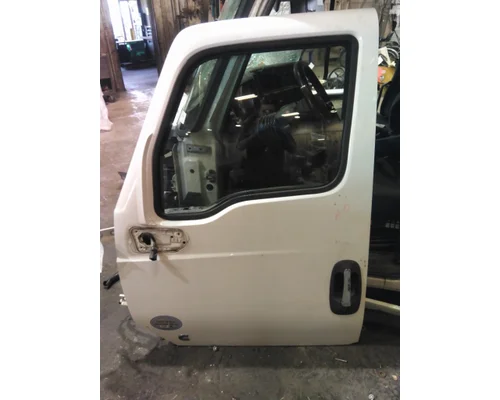 INTERNATIONAL LT 2017-2025 DOOR ASSEMBLY, FRONT