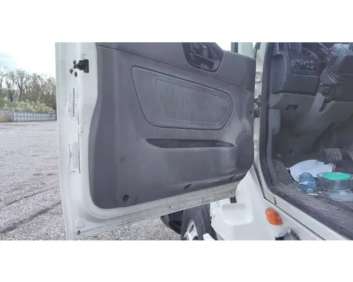 INTERNATIONAL LT 2017-2025 DOOR ASSEMBLY, FRONT