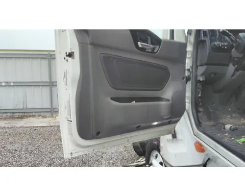 INTERNATIONAL LT 2017-2025 DOOR ASSEMBLY, FRONT