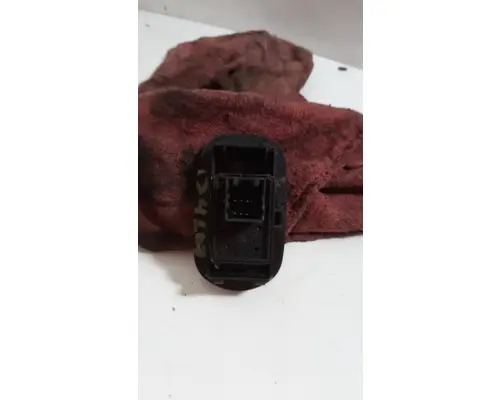 INTERNATIONAL LT625 124 Switch Components