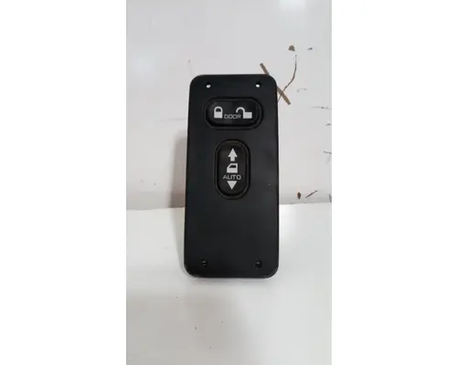 INTERNATIONAL LT625 124 Switch Panels  Bezels