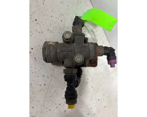 INTERNATIONAL LT625 944 Air Brake Valves