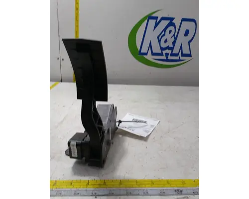 INTERNATIONAL LT625 Accelerator Parts
