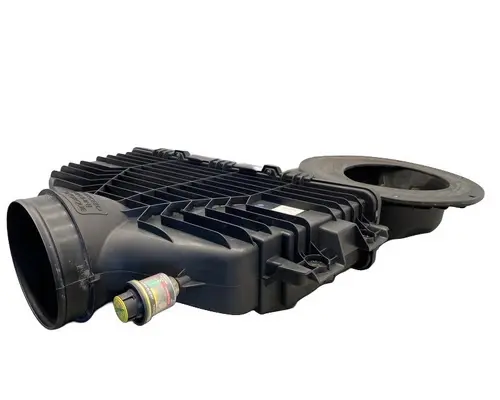 INTERNATIONAL LT625 Air Cleaner