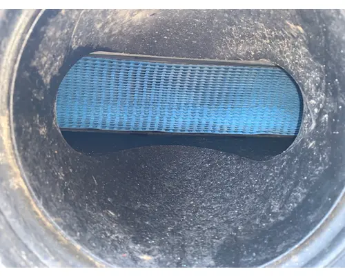 INTERNATIONAL LT625 Air Cleaner