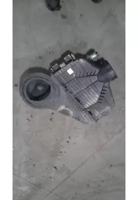 INTERNATIONAL LT625 Air Cleaner