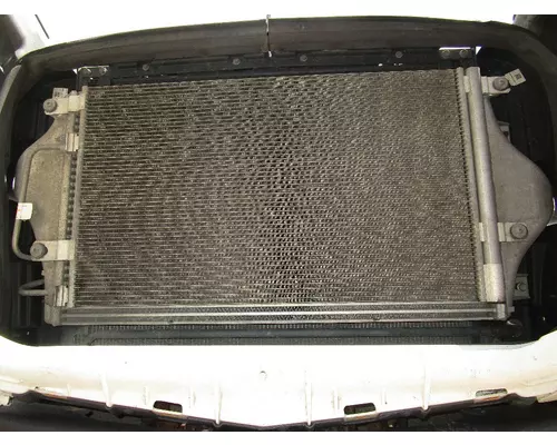 INTERNATIONAL LT625 Air Conditioner Condenser