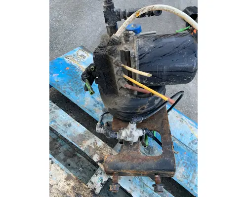 INTERNATIONAL LT625 Air Drier