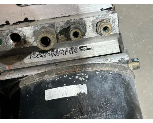 INTERNATIONAL LT625 Air Dryer