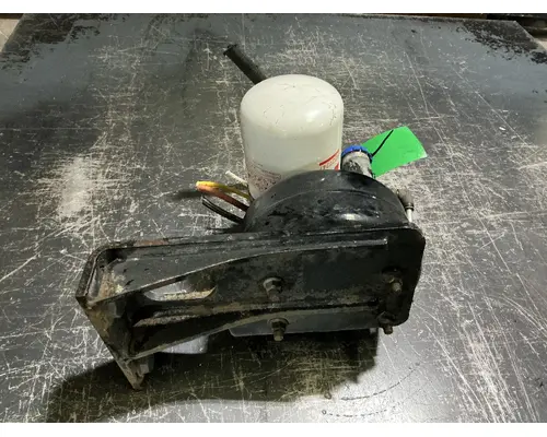 INTERNATIONAL LT625 Air Dryer